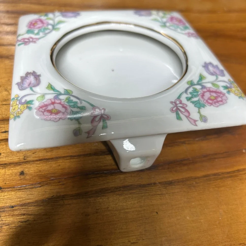 Andrea by Sadek Floral Porcelain Frame White Gold Trim Vintage Japan cottagecore